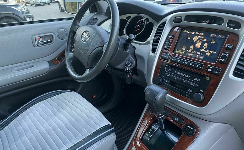 Toyota highlander