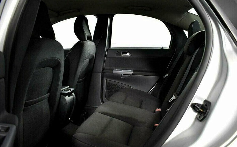Volvo S40 2.0 Робот