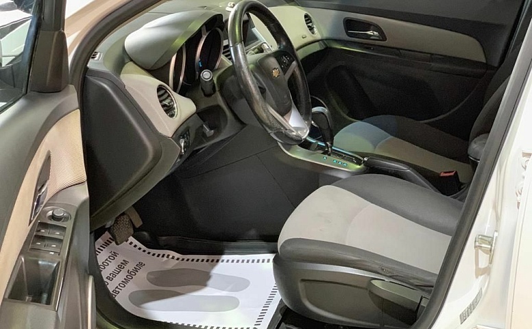 Chevrolet Cruze I