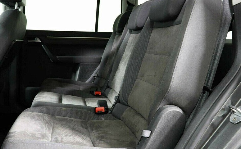 Volkswagen Touran 1.4 Робот