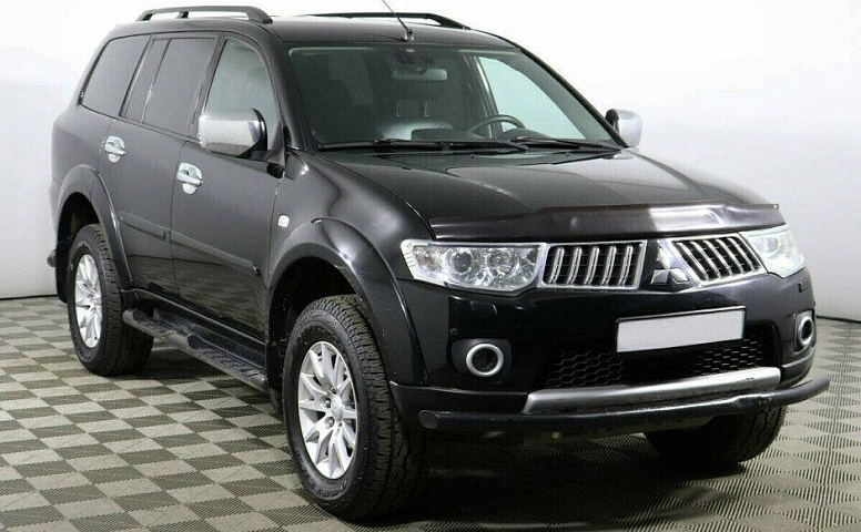 Mitsubishi Pajero Sport 2.5 Автомат