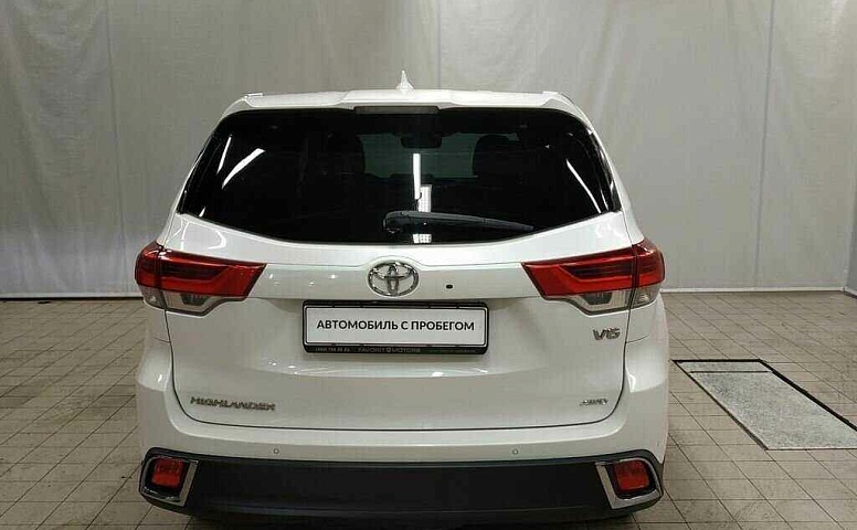 Toyota highlander iii