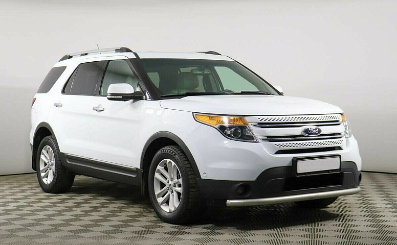 Ford Explorer V