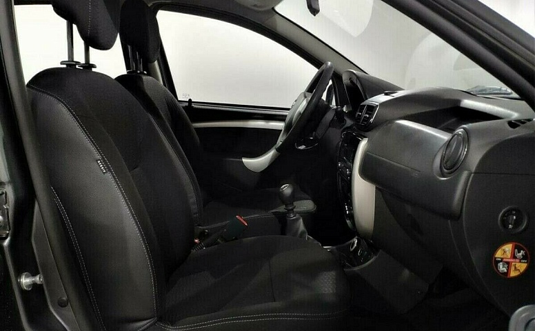 Nissan terrano