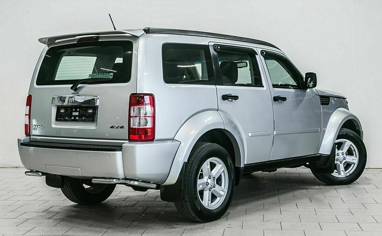 Dodge nitro