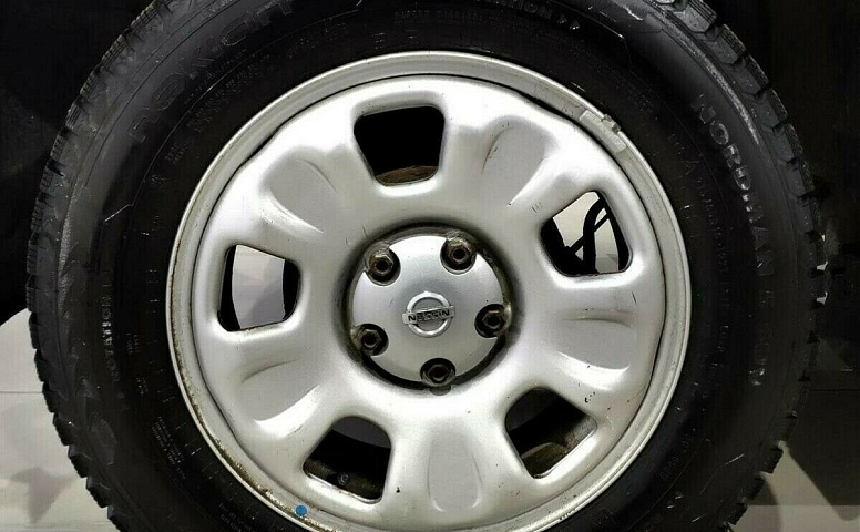 Nissan terrano