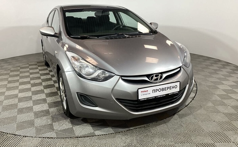 Hyundai Elantra 1.6 МКПП
