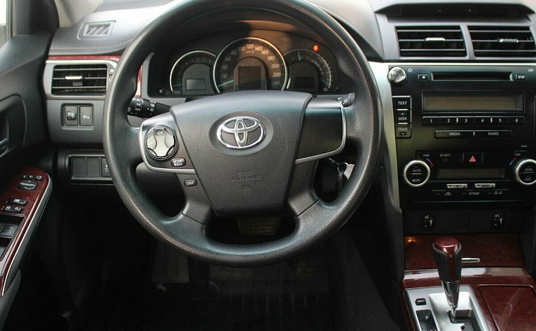 Toyota Camry VII (XV50)