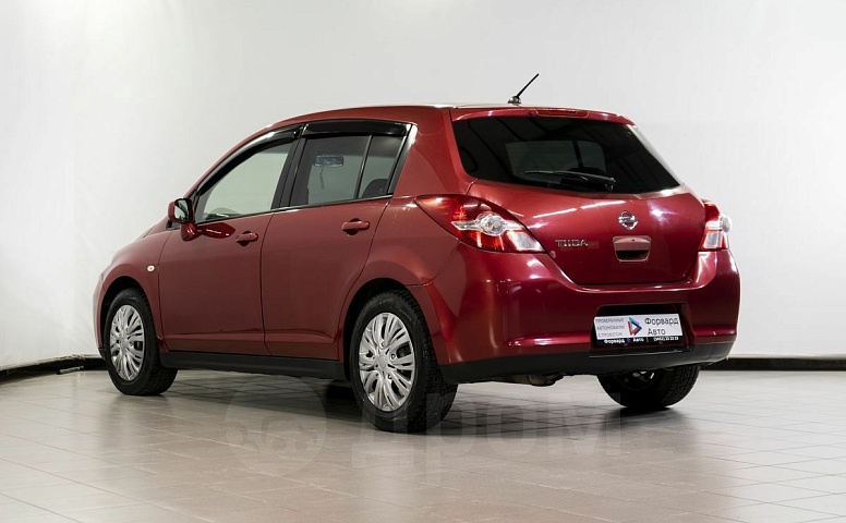 Nissan Tiida