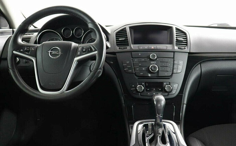 Opel Insignia 2.0 Автомат
