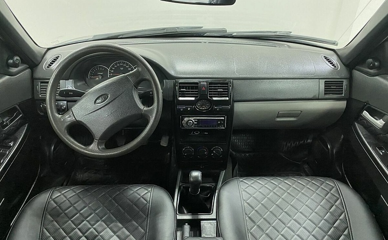 LADA (ВАЗ) 2170 1.6 MT (98 л.с.)
