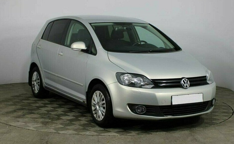 Volkswagen Golf Plus 1.6 Робот