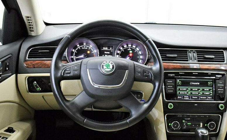Skoda superb