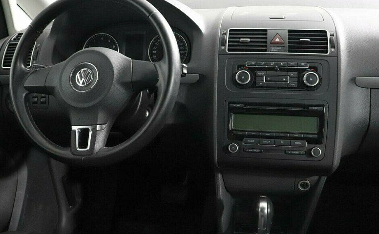 Volkswagen Touran 1.4 Робот