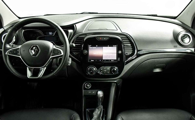 Renault kaptur cvt 2017 с пробегом 25 570 км