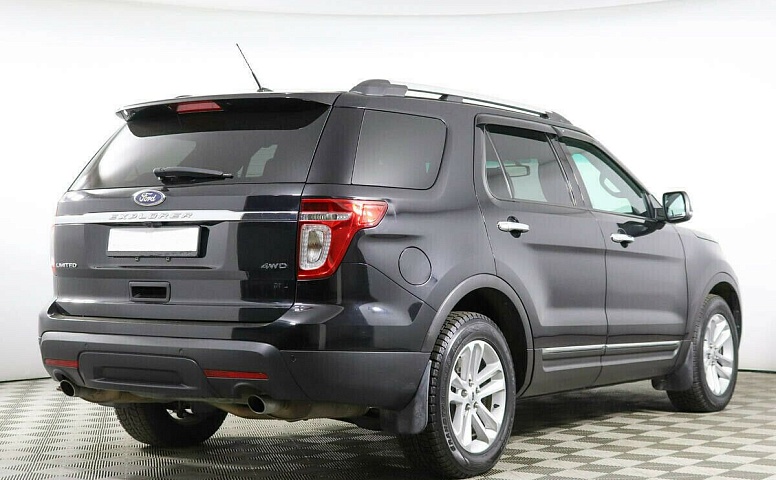 Ford Explorer V
