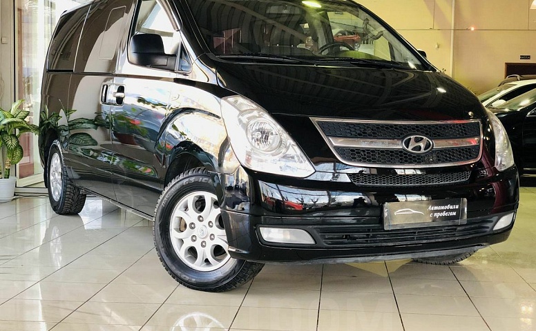 Hyundai Grand Starex