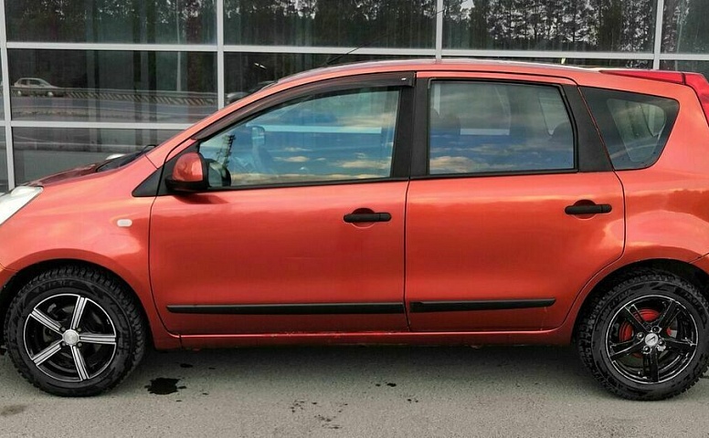 Nissan NOTE 1.4 MT (88 л.с.)