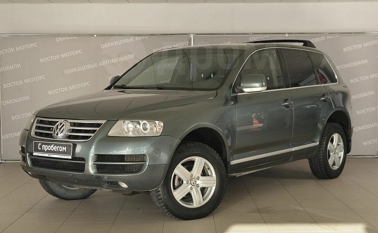 Volkswagen Touareg, 1 поколение