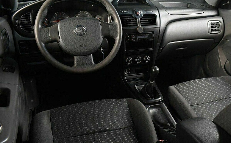 Nissan almera classic