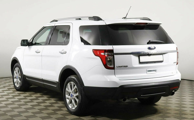 Ford Explorer V
