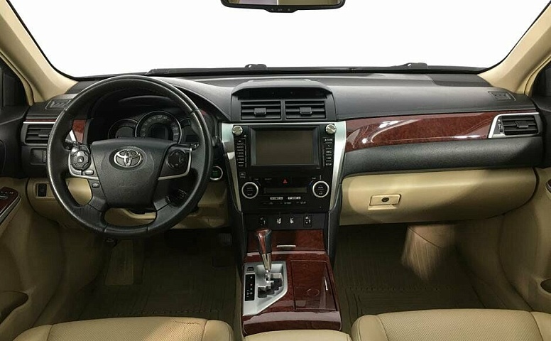 Toyota Camry VII (XV50)