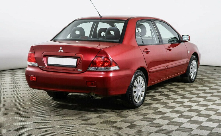 Mitsubishi lancer