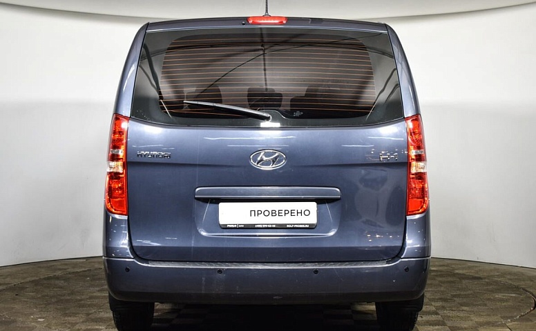 Hyundai H-1