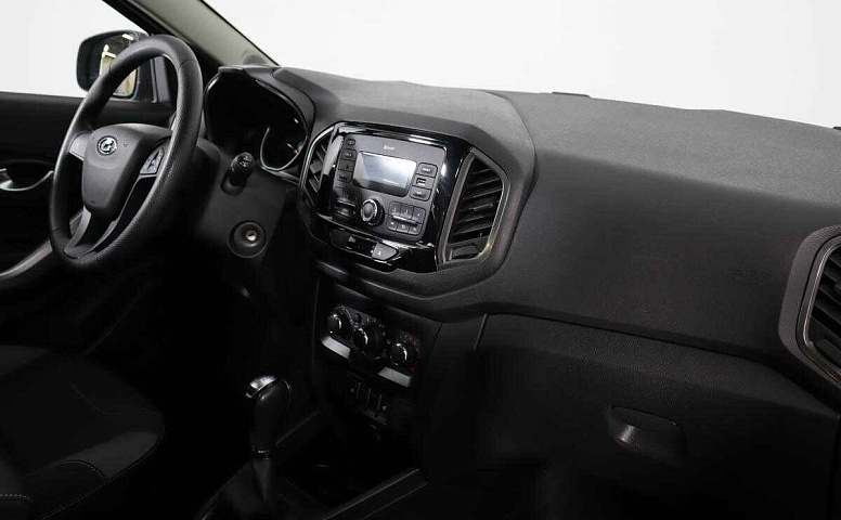 Lada (ваз) xray cross cvt 2019 с пробегом 84 124 км