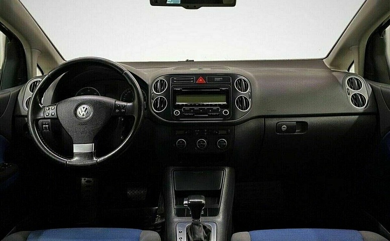 Volkswagen golf plus