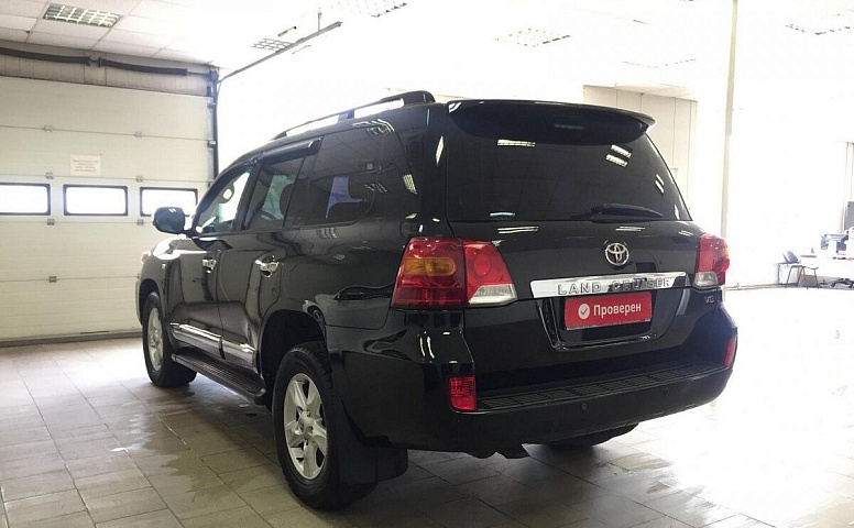 Toyota Land Cruiser 200 Series