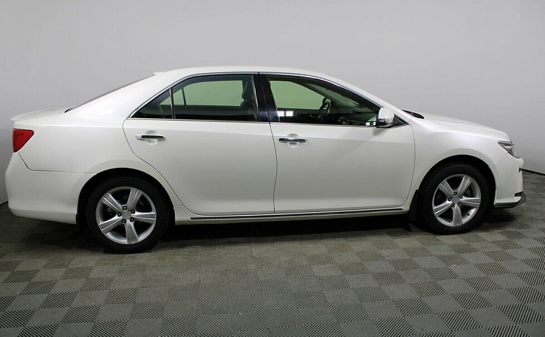 Toyota Camry VII (XV50)