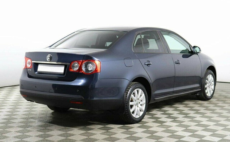 Volkswagen Jetta 1.6 Робот