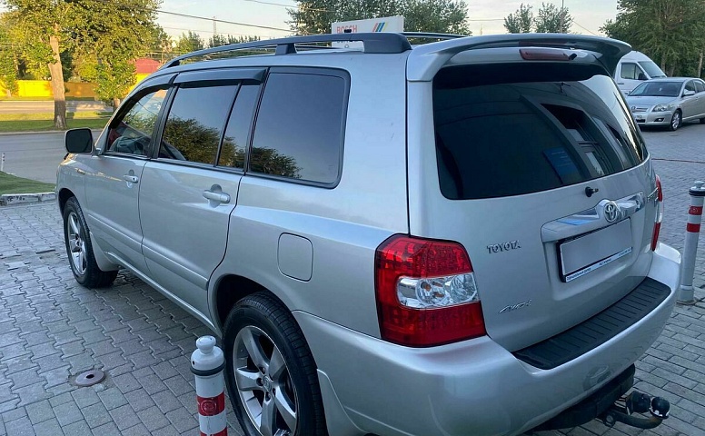 Toyota highlander