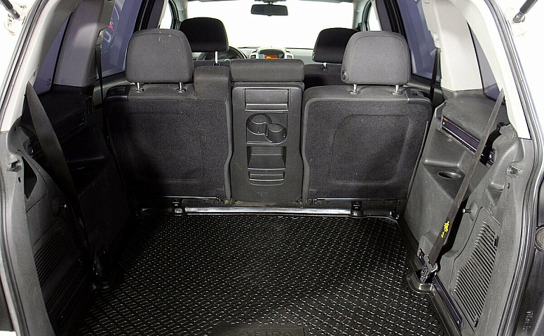 Opel Zafira B Рестайлинг