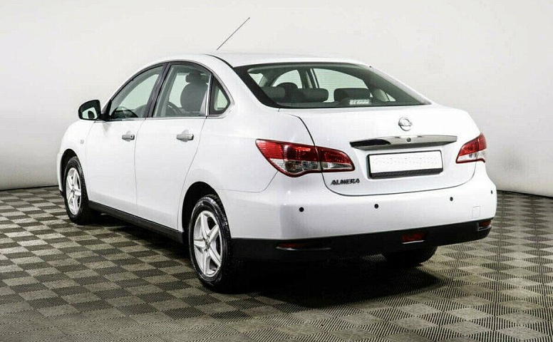 Nissan Almera 1.6 Автомат