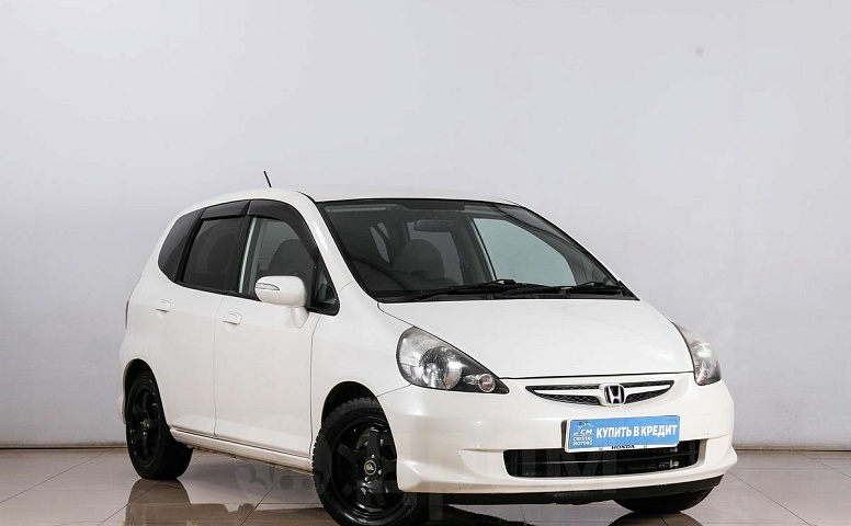 Honda Fit, 1 поколение, 2 рестайлинг