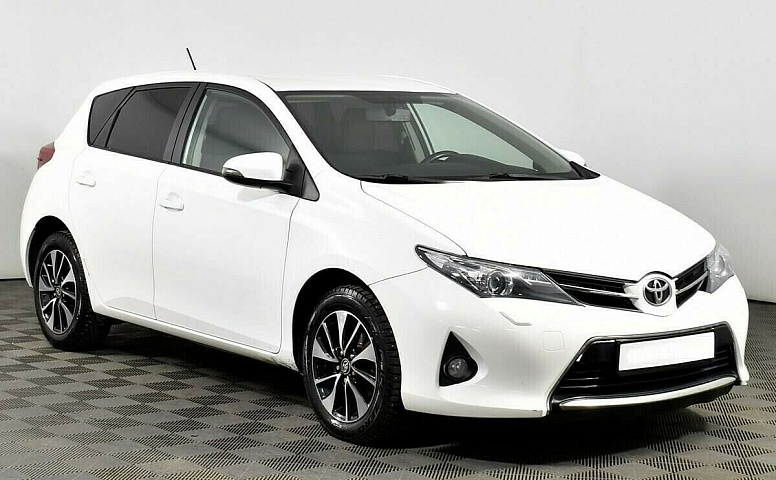 Toyota Auris II