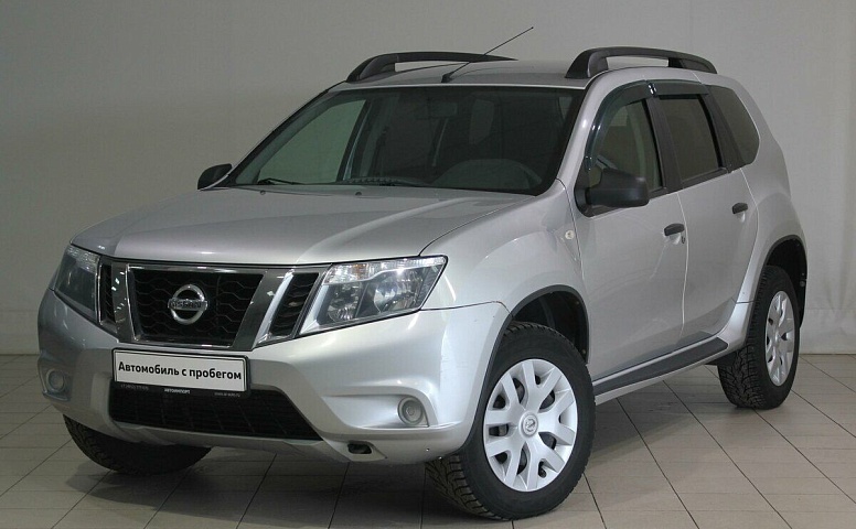 Nissan Terrano III (D10)