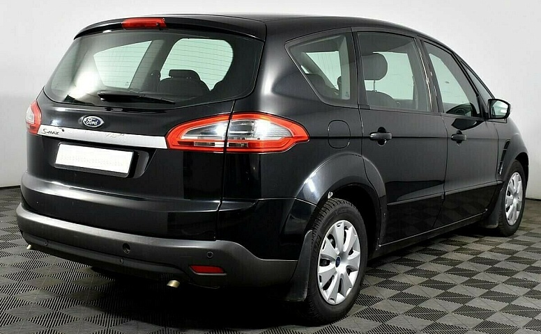 Ford s-max