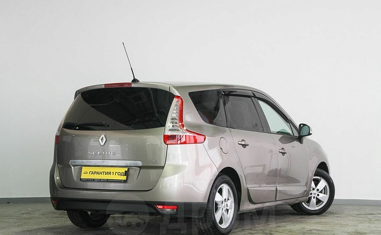Renault Grand Scenic, 2 поколение