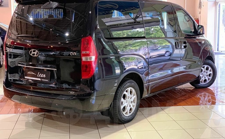 Hyundai Grand Starex