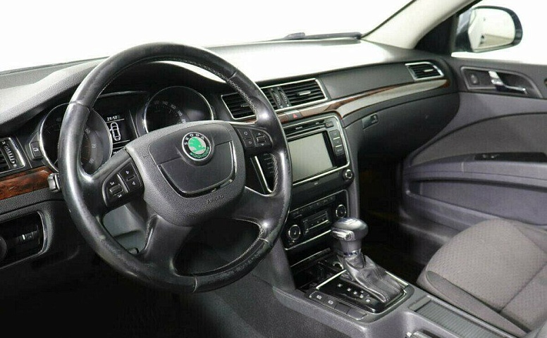 Skoda Superb 1.8 Автомат