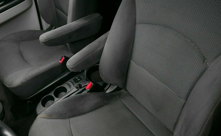 Mitsubishi grandis