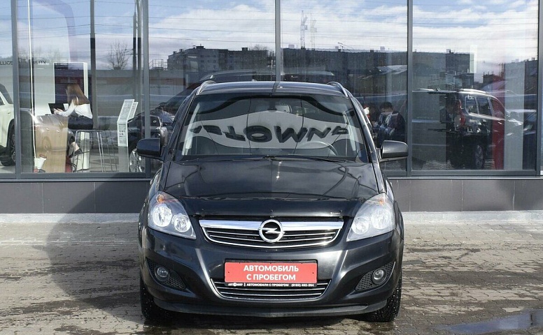 Opel Zafira B Рестайлинг