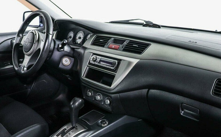 Mitsubishi Lancer 2.0 Автомат