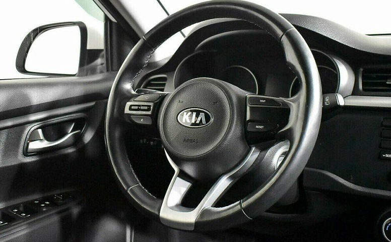 Kia Rio X-Line 1.6 Автомат