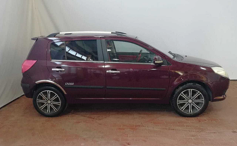 Geely MK_CROSS 1.5 MT (94 л.с.)