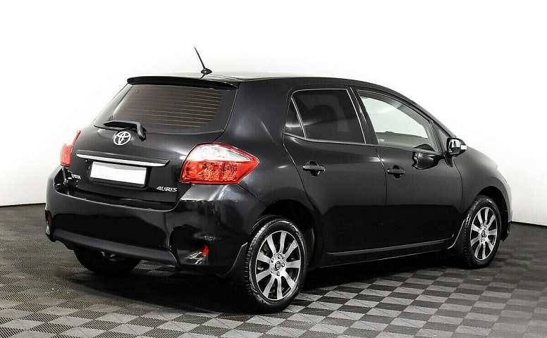 Toyota Auris I Рестайлинг