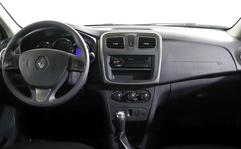 Renault sandero stepway мкпп 2017 с пробегом 50 000 км
